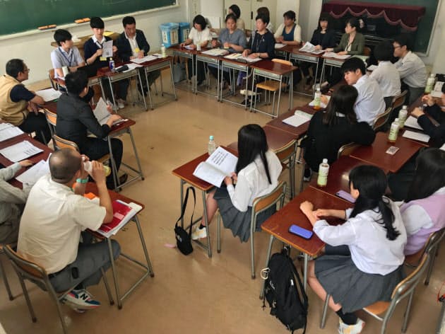 下着は白 ブラック校則 生徒と先生考えぶつける Woman Smart Nikkei Style