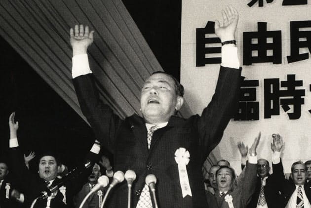 葬儀に2度目はない 秘書官を叱責した田中角栄の礼節 Nikkei Style