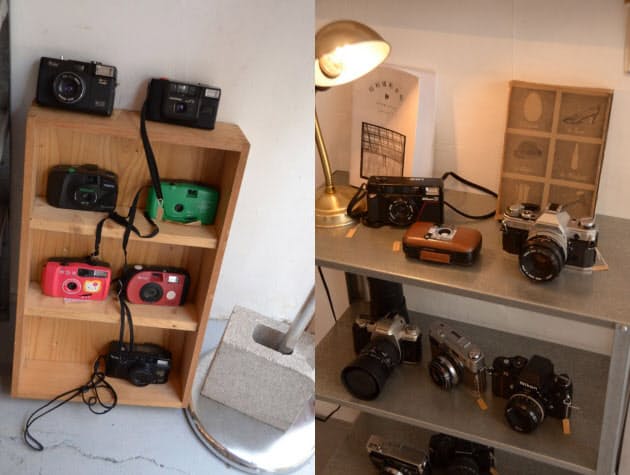 フィルムカメラが人気のワケ 充電は フィルムカメラ女子が頼りにする銀塩専門店 Nikkei Style フィルムカメラが人気のワケ 充電は フィルムカメラ女子が頼りにする銀塩専門店 Nikkei Style