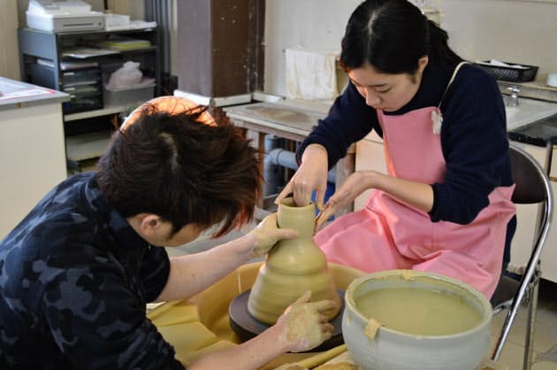 窯元やカフェで器を堪能 散策したい焼き物の里10選 トラベル Nikkei Style