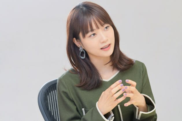 買い物は 慎重派になりました 深川麻衣 感謝伝えたい 卒業記念にもらった絵 Nikkei Style 買い物は 慎重派になりました 深川麻衣 感謝伝えたい 卒業記念にもらった絵 Nikkei Style