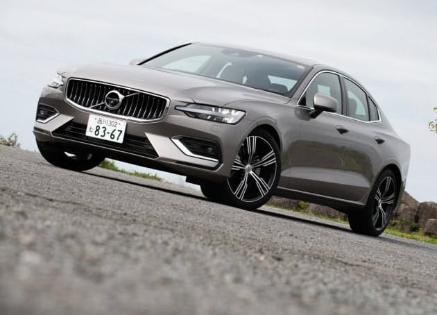 ボルボの3代目s60 日本向けデザインのスポーツセダン Nikkei Style ボルボの3代目s60 日本向けデザインのスポーツセダン Nikkei Style