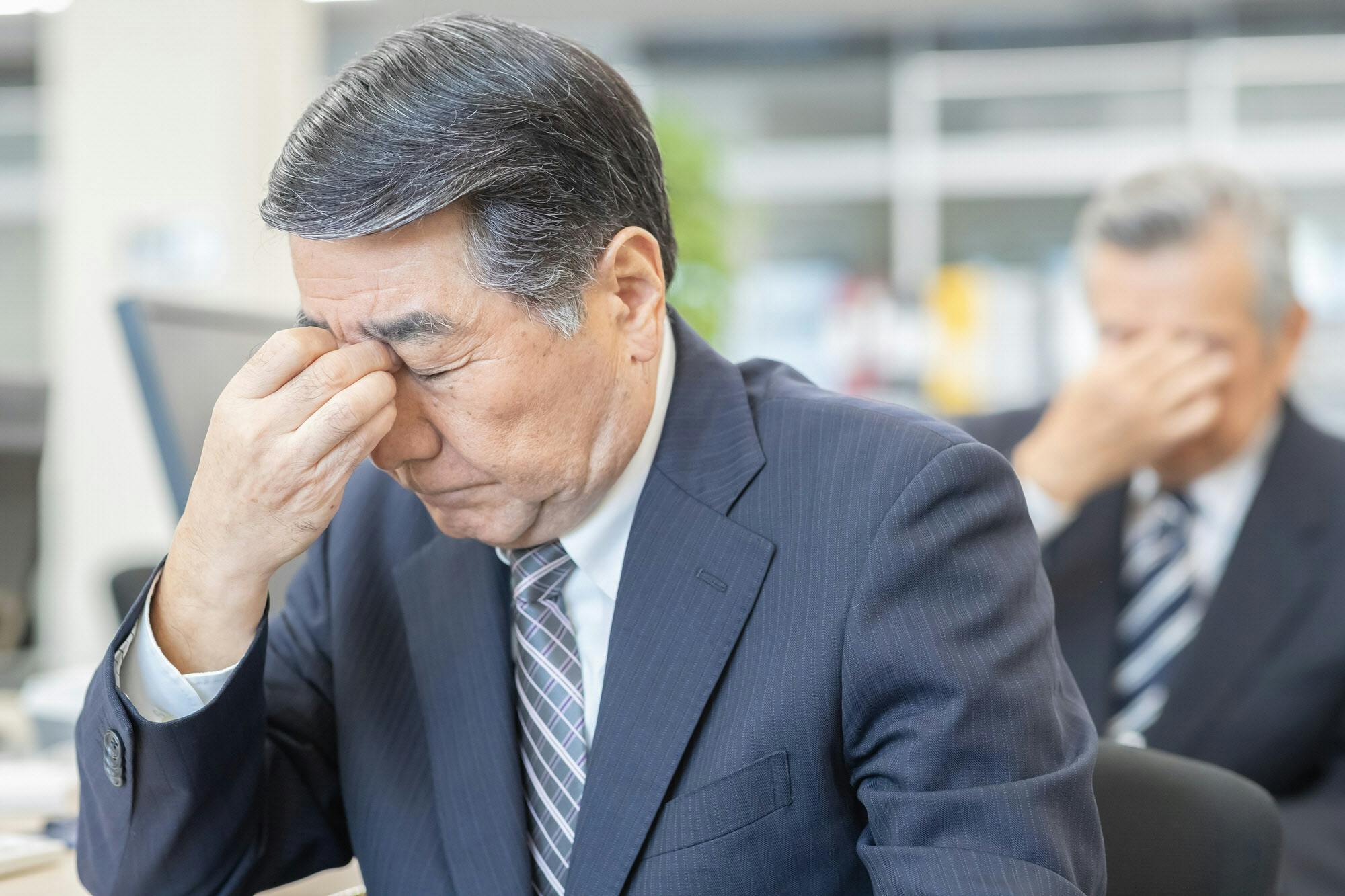 治療薬が登場 まぶたを温めるなども効果的 ドライアイ最大の原因は涙の油不足 脂 Nikkei Style 治療薬が登場 まぶたを温めるなども効果的 ドライアイ最大の原因は涙の油不足 脂 Nikkei Style