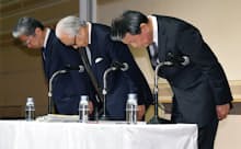 辞任会見での日本郵政グループ3社長(19年12月27日、東京・大手町で)