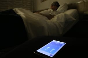 よりよい眠りへの一歩 睡眠トラッカー の実力は nikkei style