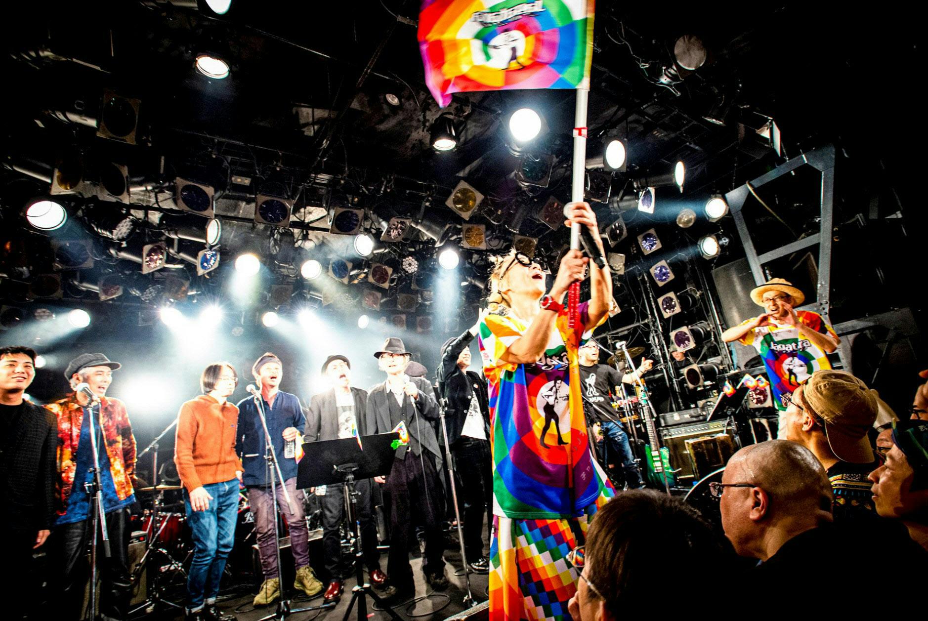 伝説的バンドjagatara復活 豪華ゲストと祝祭ライブ Nikkei Style 伝説的バンドjagatara復活 豪華ゲストと祝祭ライブ Nikkei Style