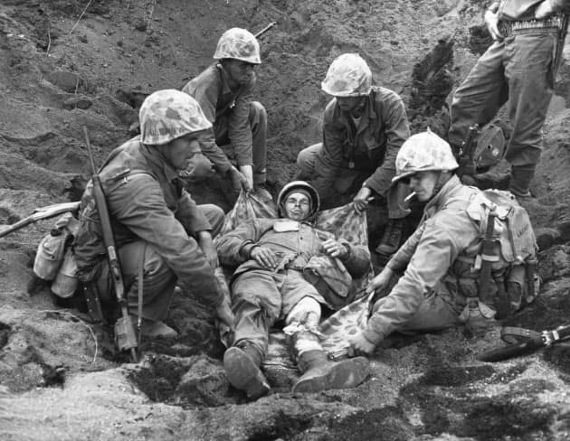 米兵も泣き叫んだ硫黄島の激戦 傷癒えぬ元兵士が語る Nikkei Style 米兵も泣き叫んだ硫黄島の激戦 傷癒えぬ元兵士が語る Nikkei Style