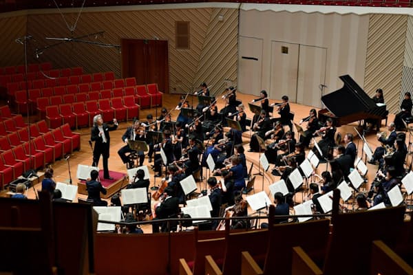 夏のステイホーム映画 仕事の悩み解消 旅気分も満喫 女性 Nikkei Style