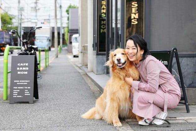 父の死で人生に迷い 行き場失った子犬が救ってくれた Woman Smart Nikkei Style