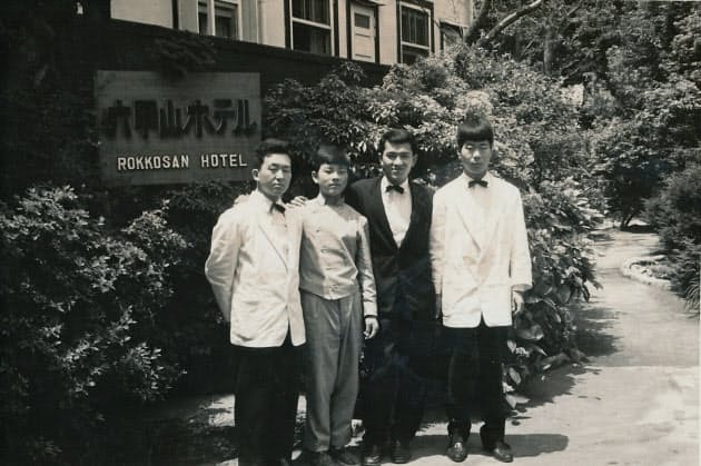 ホテル研究会で実践積む 未来の妻 女将との出会い Nikkei Style ホテル研究会で実践積む 未来の妻 女将との出会い Nikkei Style