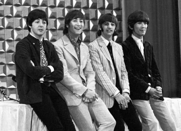 ダンディズム おくのほそ道 ジョン レノンのスーツ Men S Fashion Nikkei Style