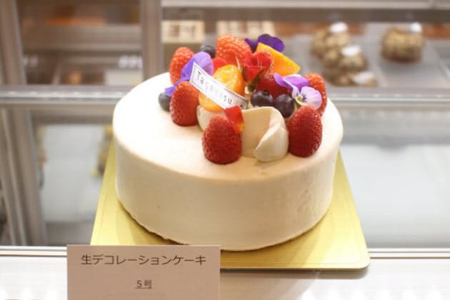 ロールケーキに小豆 和いかす仏洋菓子 東京 人形町 Nikkei Style