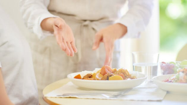 煮込まず省エネ レトルトカレーでアレンジレシピ Nikkei Style 煮込まず省エネ レトルトカレーでアレンジレシピ Nikkei Style