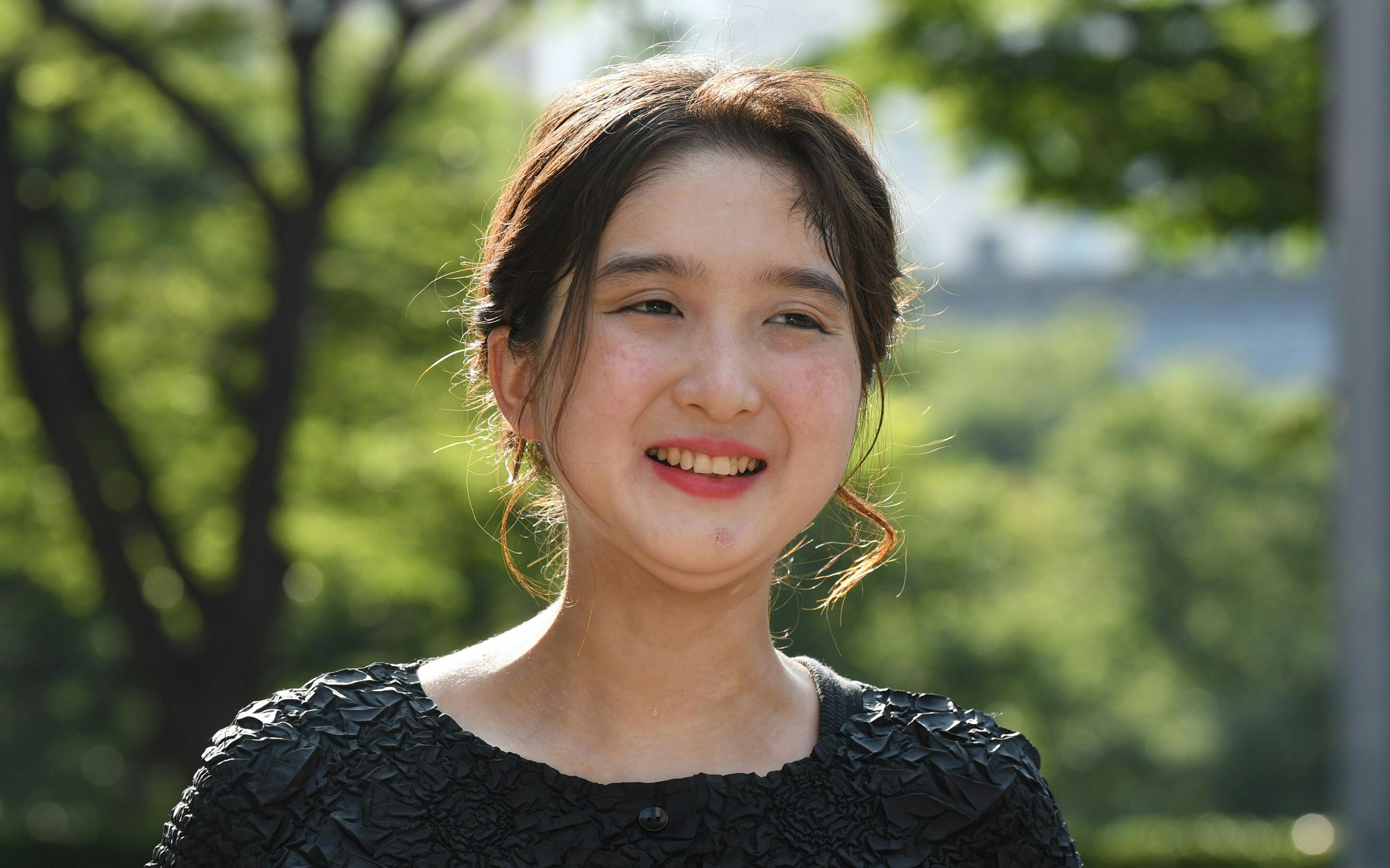 インタープリター 和田夏実さん 手話で育ち世界学ぶ Nikkei Style インタープリター 和田夏実さん 手話で育ち世界学ぶ Nikkei Style