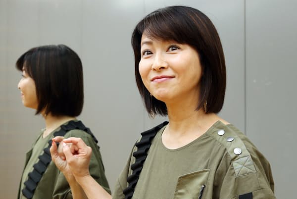 スーパーで食材を眺めながら献立を考えるのがルーティーン=三浦秀行撮影 スーパーで食材を眺めながら献立を考えるのがルーティーン=三浦秀行撮影