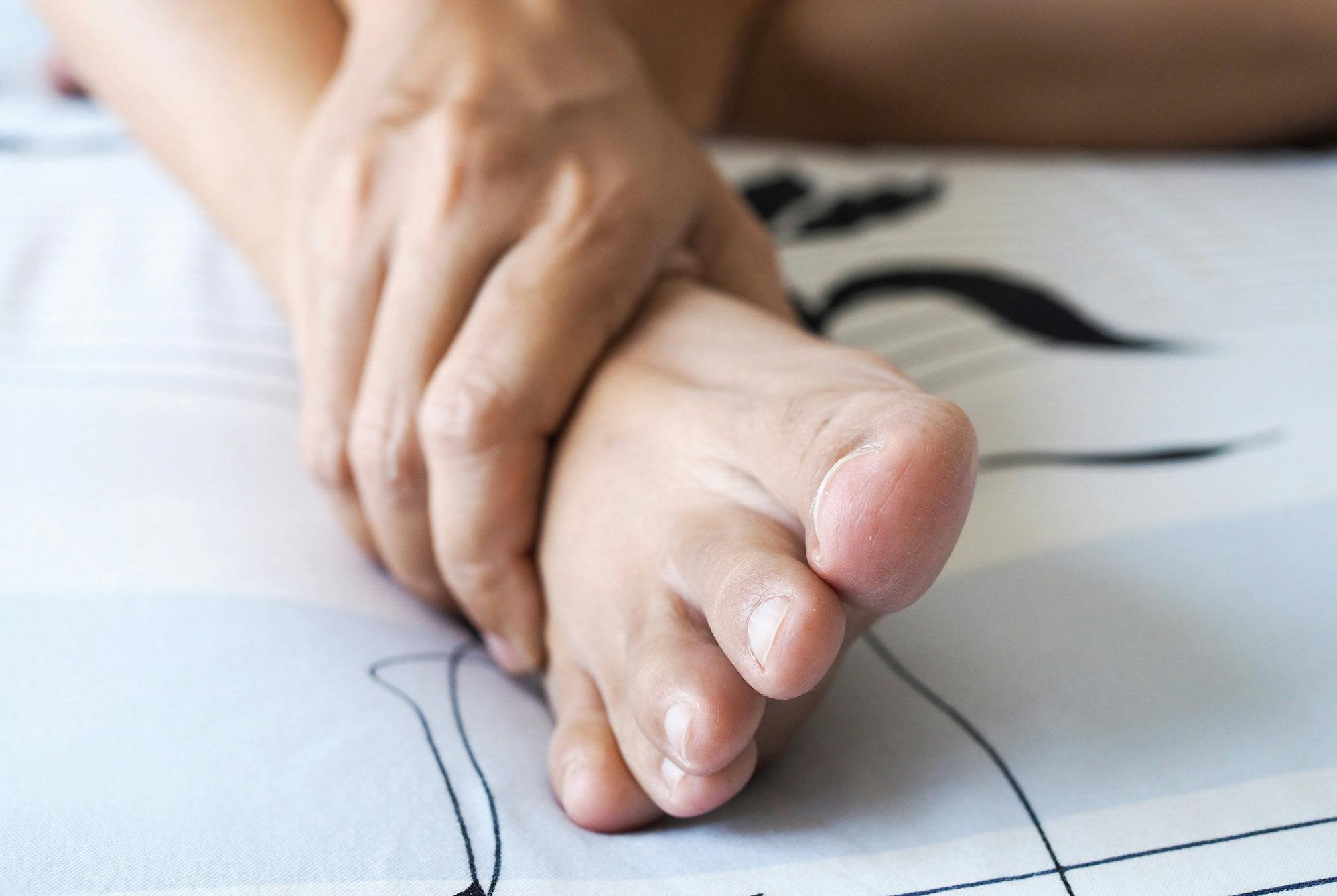 足トラブルはアーチ構造の崩れから 足裏筋トレで予防 Nikkei Style 足トラブルはアーチ構造の崩れから 足裏筋トレで予防 Nikkei Style