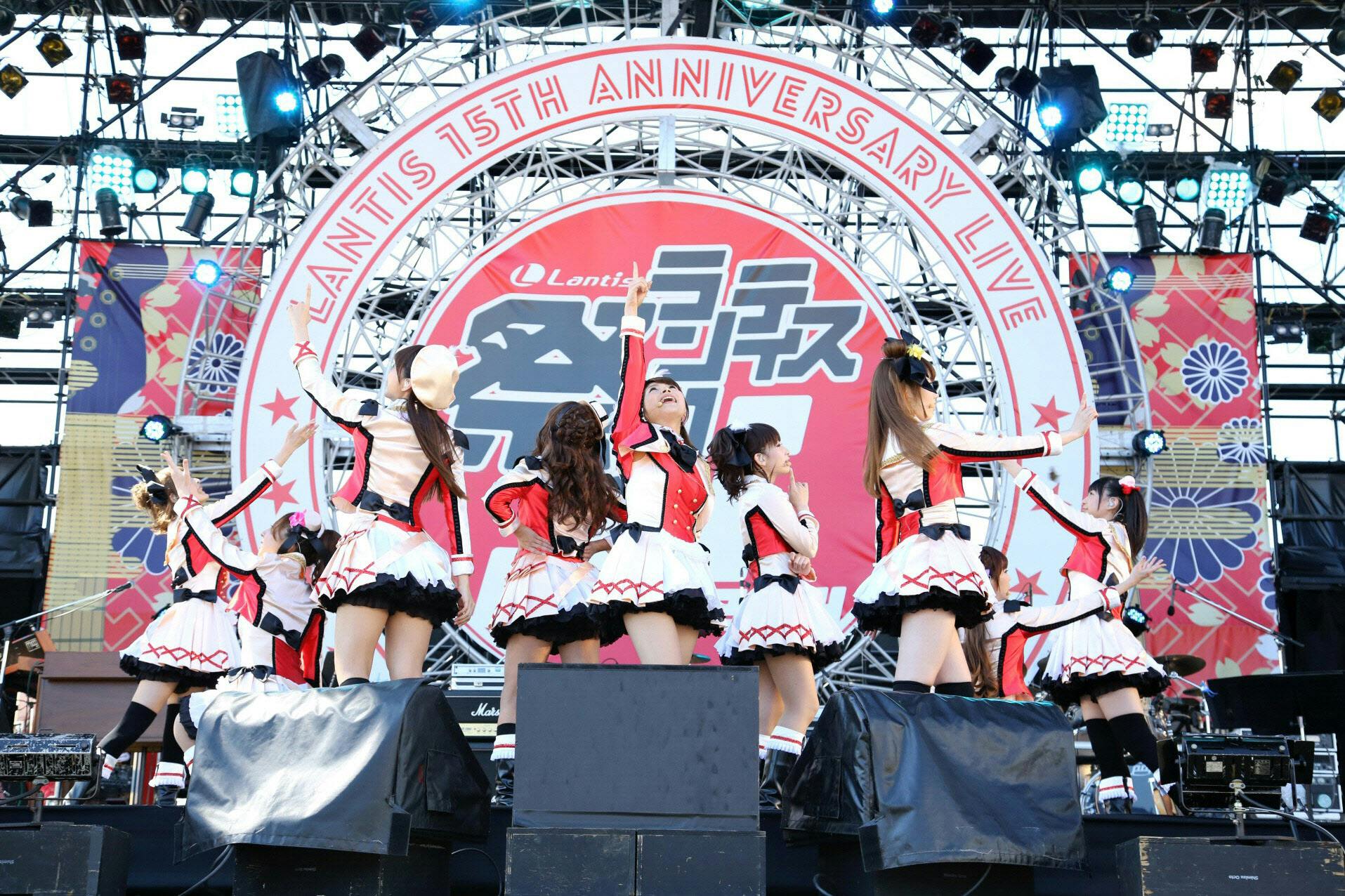 歌って踊る声優ライブ アニソンイベントの裾野広がる Nikkei Style 歌って踊る声優ライブ アニソンイベントの裾野広がる Nikkei Style