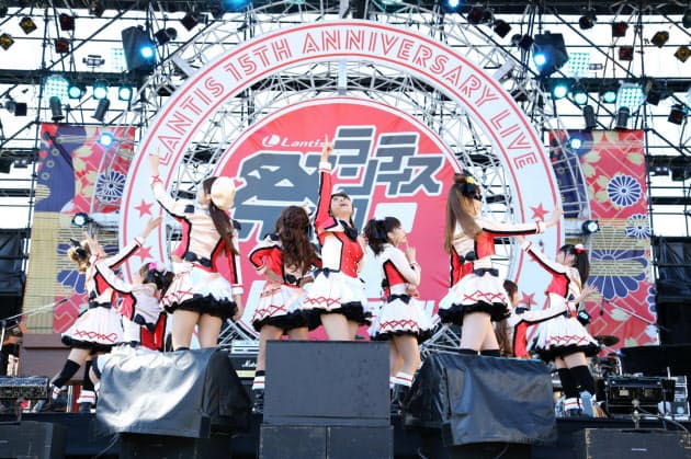 歌って踊る声優ライブ アニソンイベントの裾野広がる Nikkei Style 歌って踊る声優ライブ アニソンイベントの裾野広がる Nikkei Style