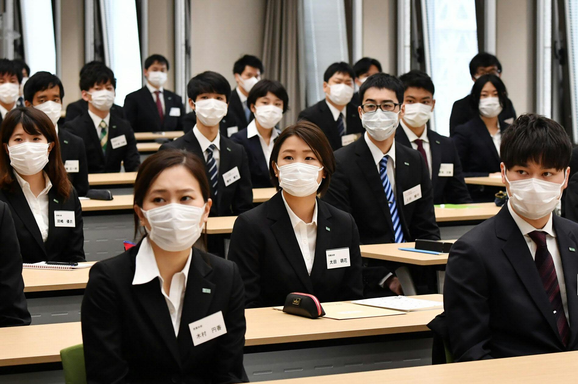 入社翌日から在宅勤務 新入社員 戸惑いの半年と思い Nikkei Style 入社翌日から在宅勤務 新入社員 戸惑いの半年と思い Nikkei Style