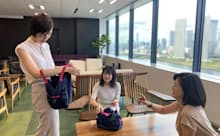 社員にエコバッグを配布し、環境意識の向上につなげる