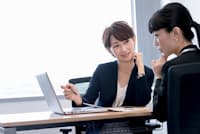 マンツーマンで寄り添うサービスは様々な分野に広がってきた(写真はイメージ) =PIXTA マンツーマンで寄り添うサービスは様々な分野に広がってきた(写真はイメージ) =PIXTA