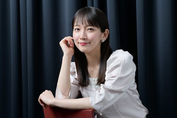 11月20日公開の映画『泣く子はいねぇが』に出演している女優の吉岡里帆さん 11月20日公開の映画『泣く子はいねぇが』に出演している女優の吉岡里帆さん