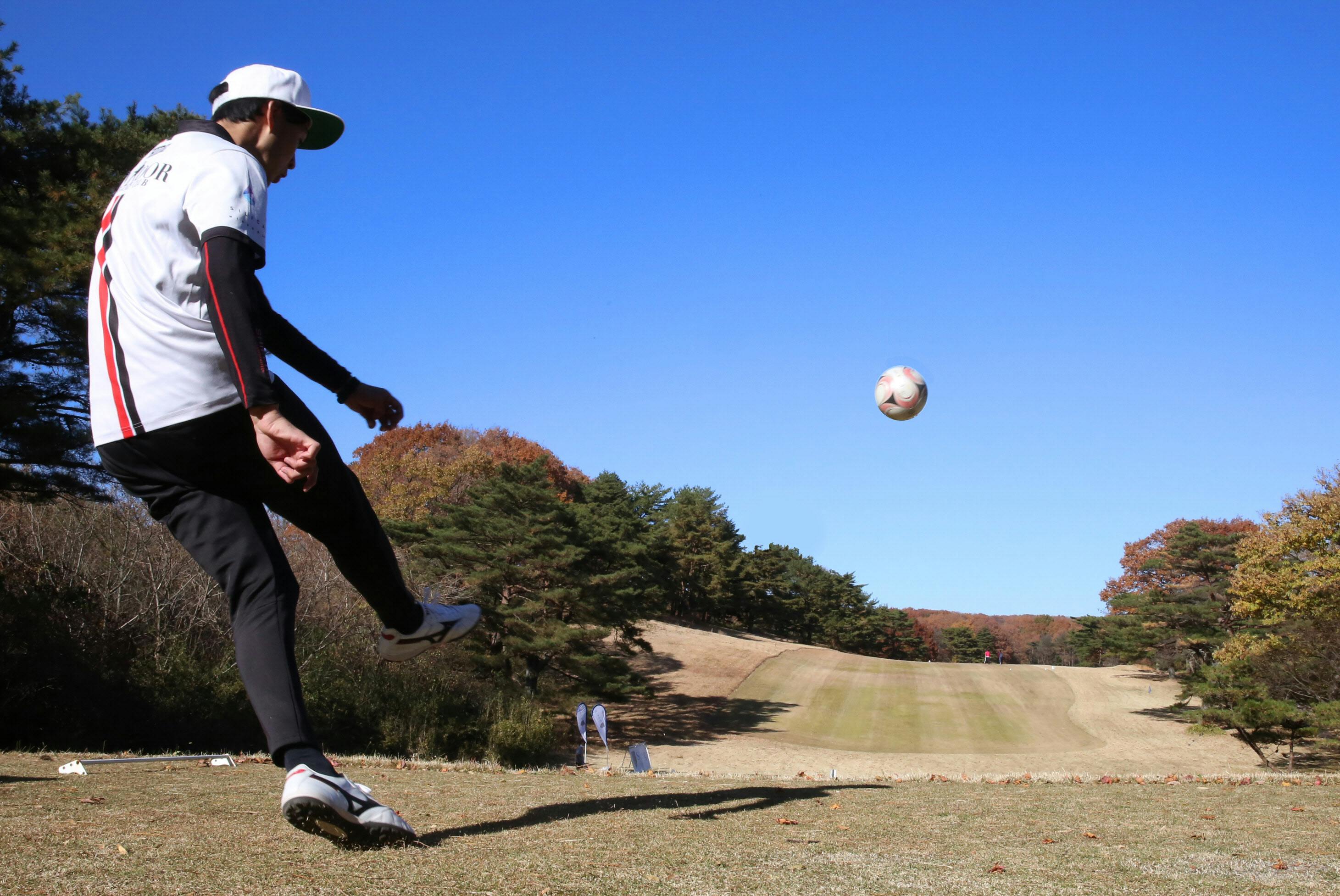 サッカー ゴルフ フットゴルフ 21年に日本でw杯 Nikkei Style サッカー ゴルフ フットゴルフ 21年に日本でw杯 Nikkei Style