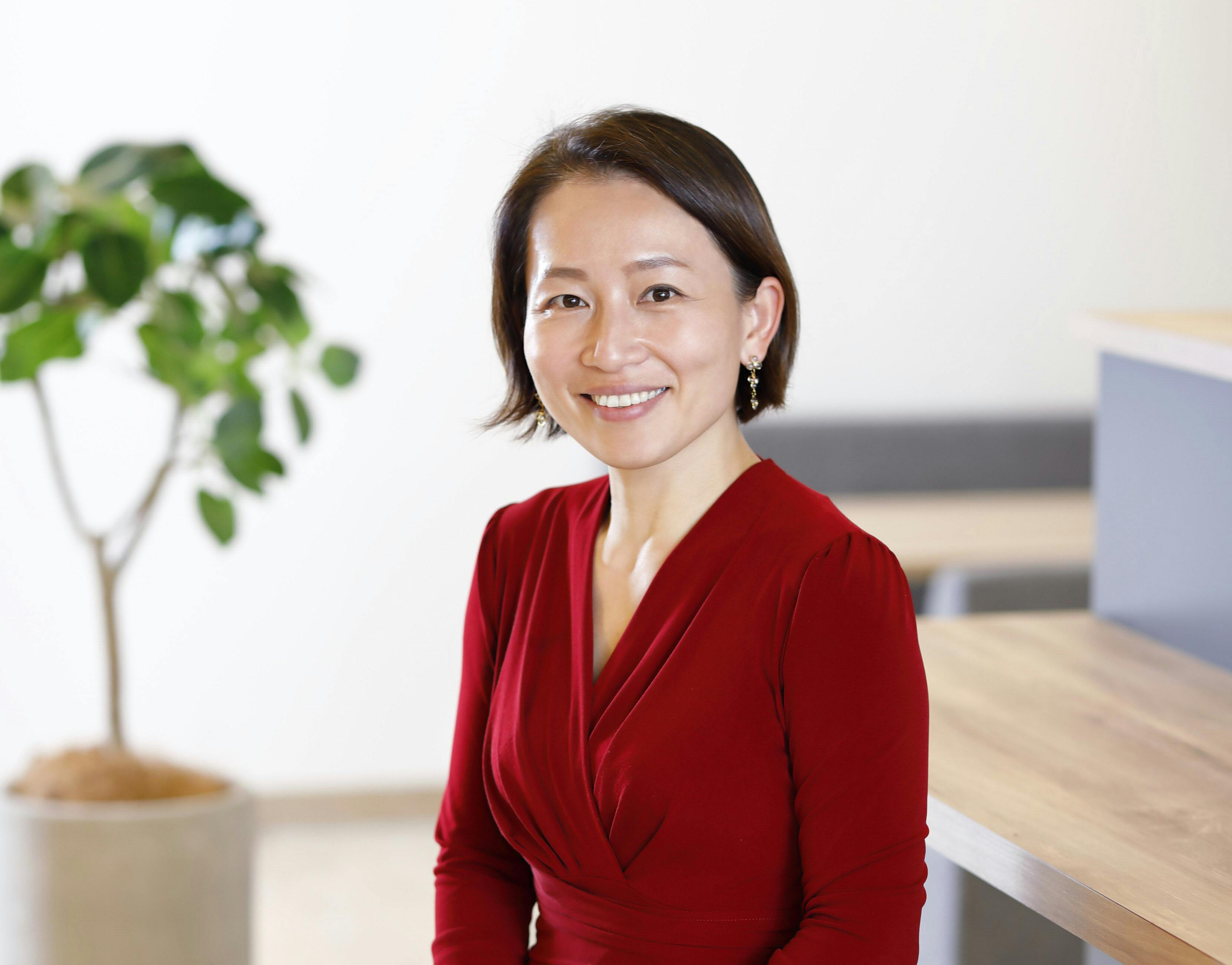 ウーマン オブ ザ イヤー 大賞に端羽英子さん Nikkei Style ウーマン オブ ザ イヤー 大賞に端羽英子さん Nikkei Style