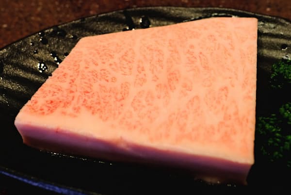 「季楽」では年に何度か特上肉が入荷する 「季楽」では年に何度か特上肉が入荷する