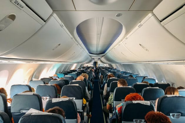 新型コロナの濃厚接触者 何を基準に決めるのか Nikkei Style