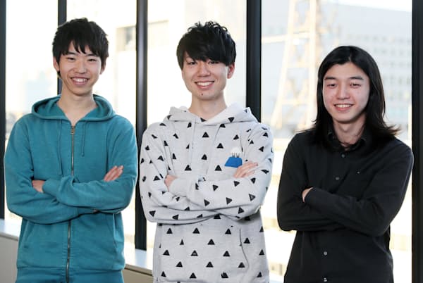 株式会社むじょうのメンバー。(左から)杉村元さん、前田陽汰さん、佐々木雅斗さん(2021年1月、東京都内) 株式会社むじょうのメンバー。(左から)杉村元さん、前田陽汰さん、佐々木雅斗さん(2021年1月、東京都内)