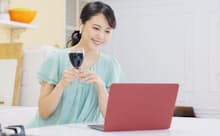 「ノリ」をどう維持するかがオンライン飲み会の楽しさを決める。写真はイメージ