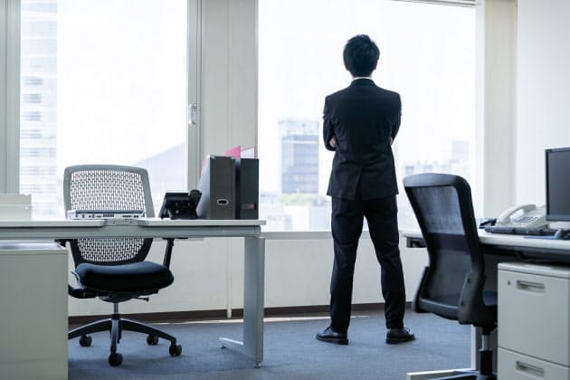 ミドルやシニアの転職は絶対成功させたい 転職での意思決定4タイプで自己分析 Nikkei Style ミドルやシニアの転職は絶対成功させたい 転職での意思決定4タイプで自己分析 Nikkei Style