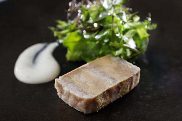 味も量も食べごたえ十分のフレンチ 東京 表参道 Nikkei Style 味も量も食べごたえ十分のフレンチ 東京 表参道 Nikkei Style