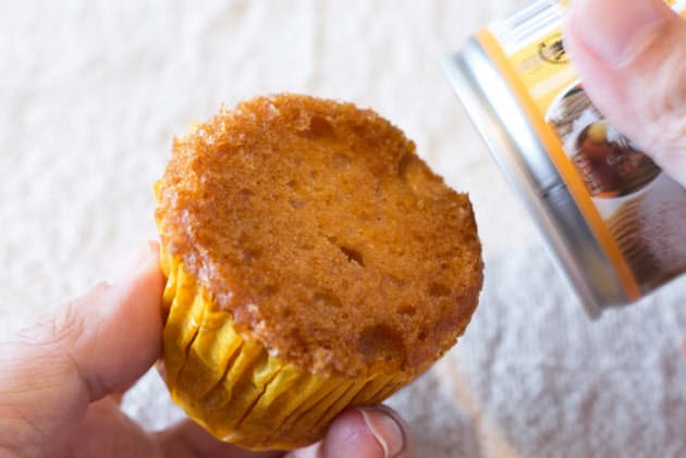 スイーツ缶 ここまで進化 チーズケーキやドイツ菓子 Nikkei Style スイーツ缶 ここまで進化 チーズケーキやドイツ菓子 Nikkei Style