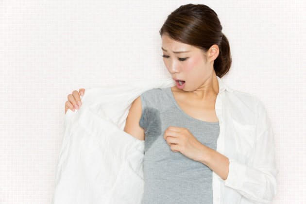 ワキ汗 じつは治療法あり 副作用少ない新薬も登場 Nikkei Style ワキ汗 じつは治療法あり 副作用少ない新薬も登場 Nikkei Style