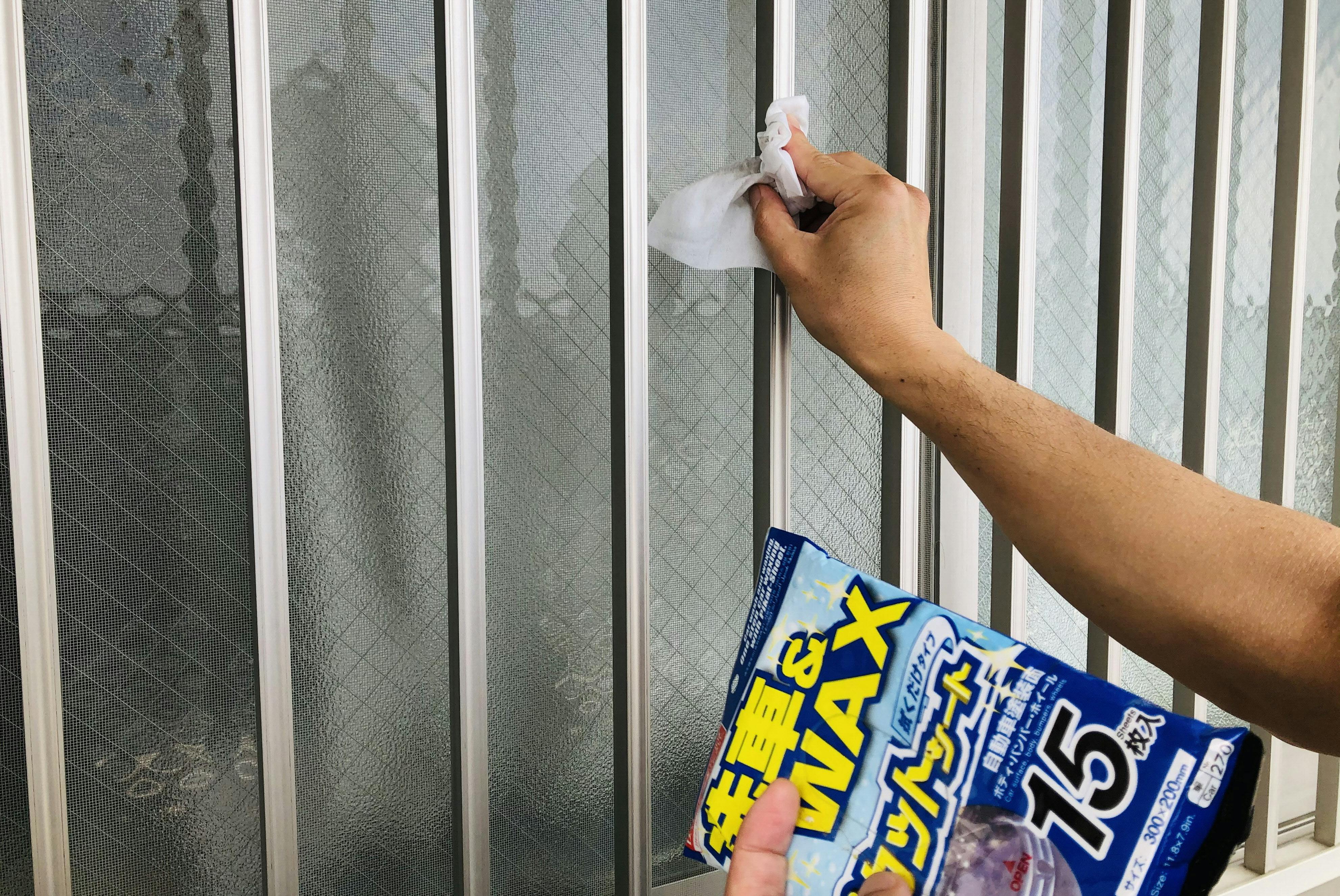 窓のサッシやドア外側 車掃除シートで手軽にきれいに Nikkei Style 窓のサッシやドア外側 車掃除シートで手軽にきれいに Nikkei Style
