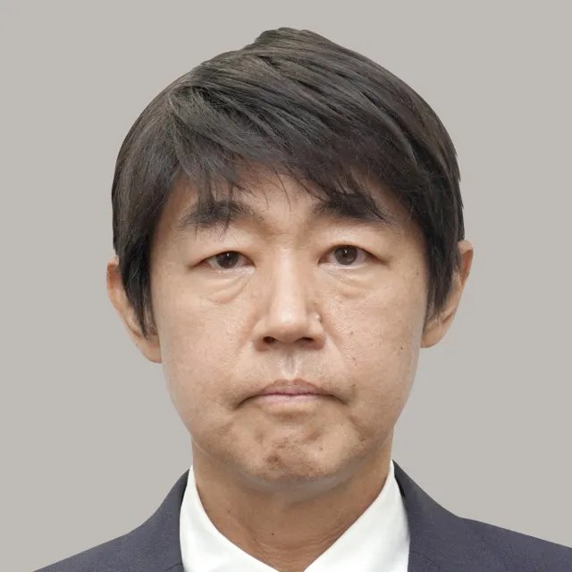 穂坂 泰
