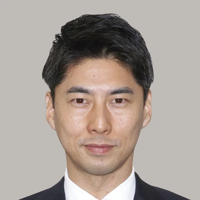 中曽根康隆