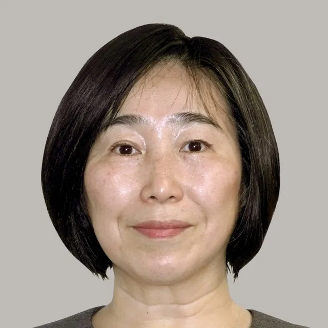 八巻 陽子